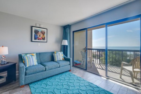 Condo with Pool Access - 1 Block to Myrtle Beach!